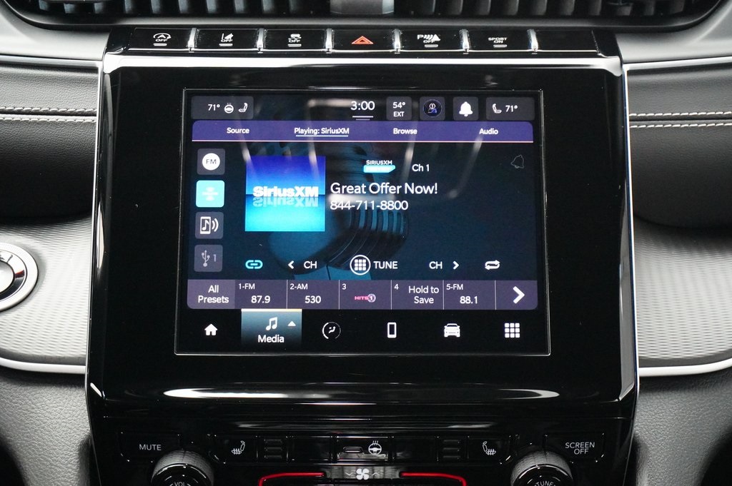 Used Car 2024 Jeep Grand Cherokee  Laredo X For Sale Under $35,000 In Weatherford, Texas