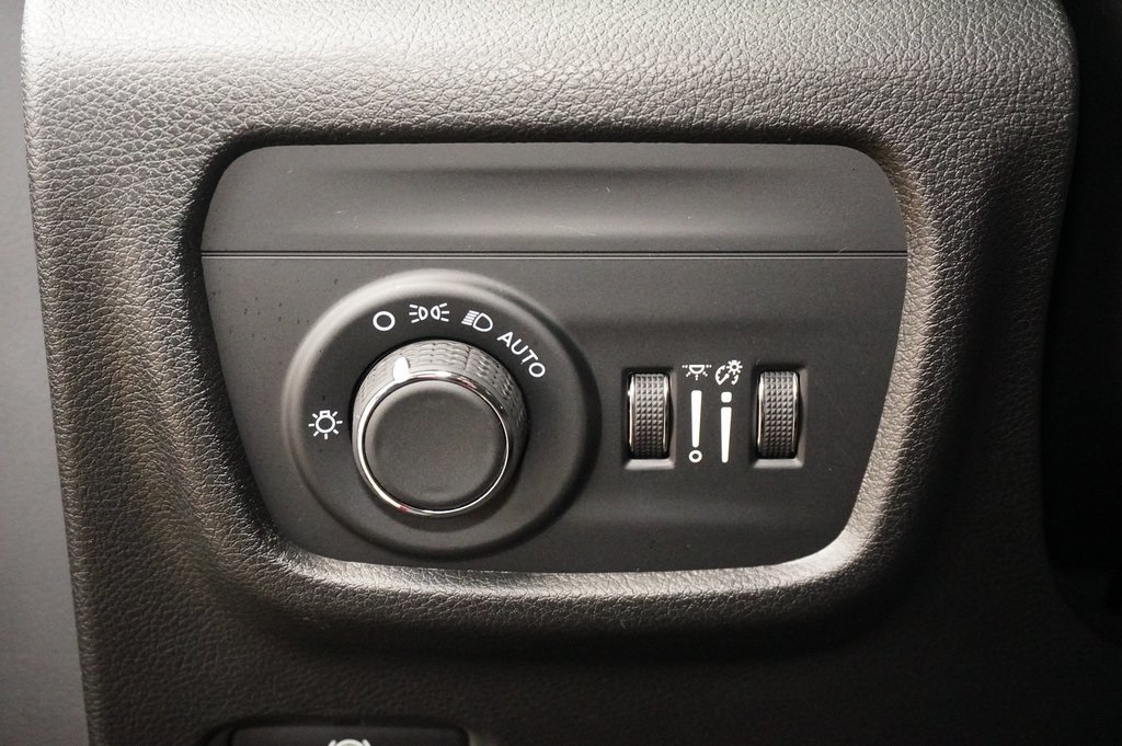 Used Car 2024 Jeep Grand Cherokee  Laredo X For Sale Under $35,000 In Weatherford, Texas