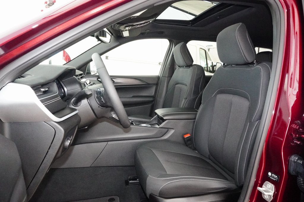 Used Car 2024 Jeep Grand Cherokee  Laredo X For Sale Under $35,000 In Weatherford, Texas