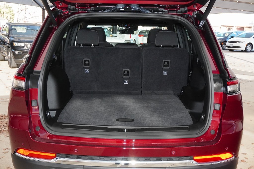 Used Car 2024 Jeep Grand Cherokee  Laredo X For Sale Under $35,000 In Weatherford, Texas