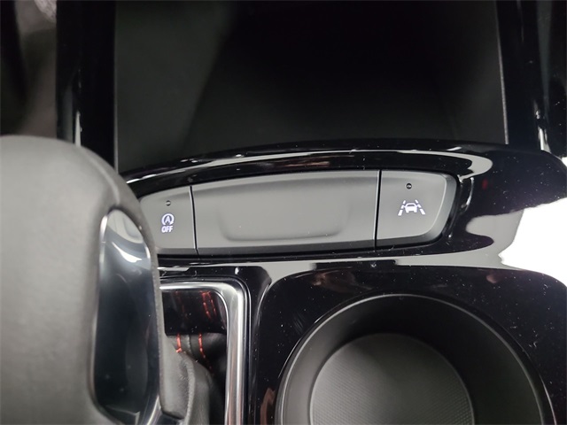 2025 – Chevrolet – Trax