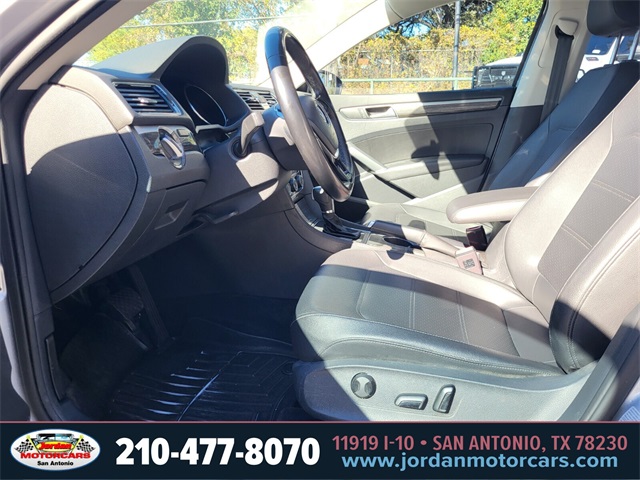 Used Car 2018 Volkswagen Passat  2.0t Se W/technology For Sale Under $15,000 In San Antonio, Texas