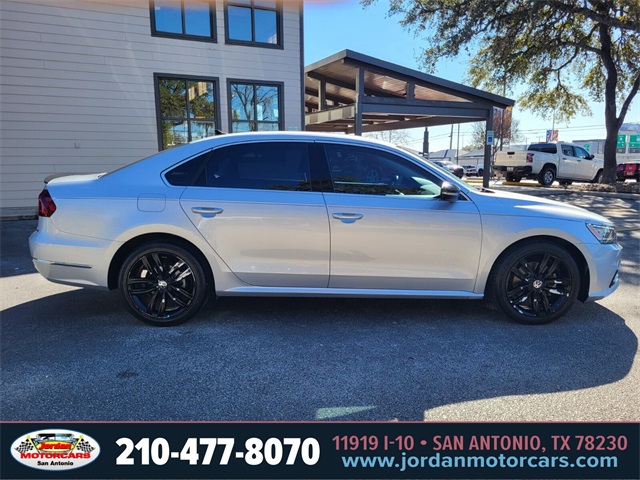 Used Car 2018 Volkswagen Passat  2.0t Se W/technology For Sale Under $15,000 In San Antonio, Texas