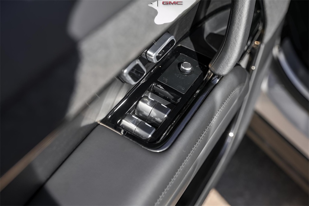 Used Car 2024 Land Rover Range Rover Sport  Dynamic For Sale Under $80,000 In Austin, Texas