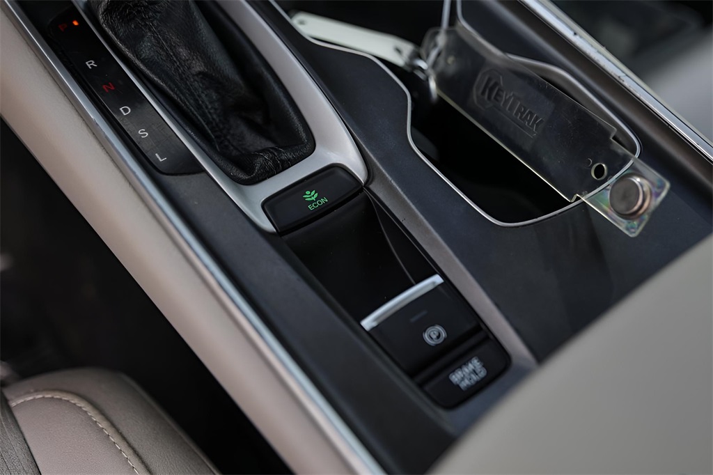 Used Car 2019 Honda Accord  Lx For Sale Under $25,000 In Austin, Texas