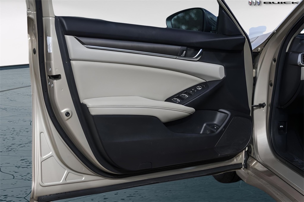 Used Car 2019 Honda Accord  Lx For Sale Under $25,000 In Austin, Texas