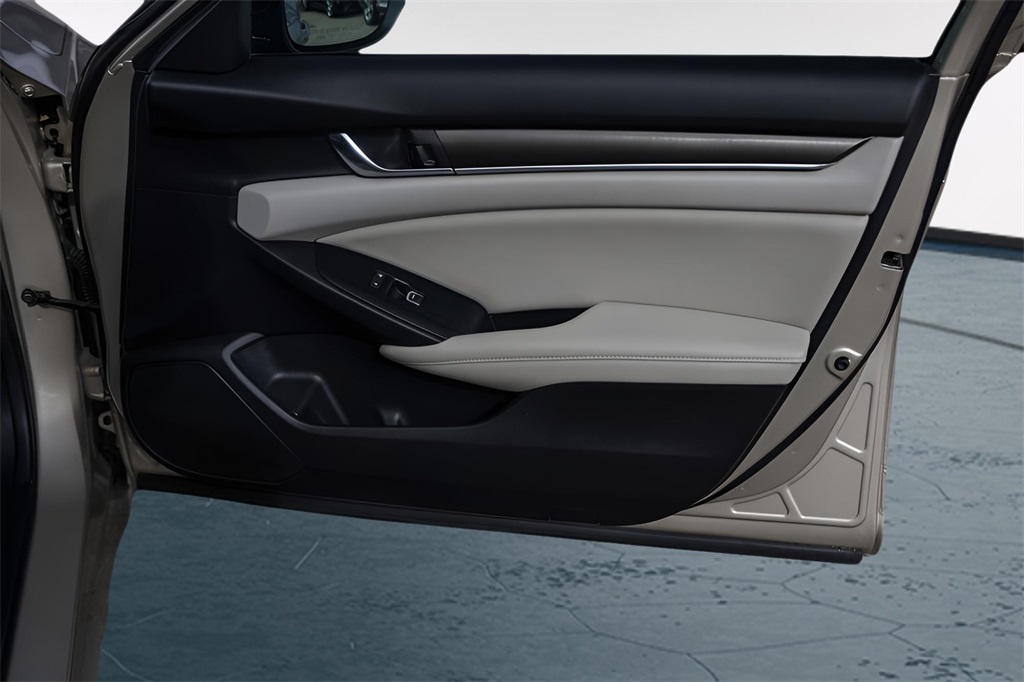 Used Car 2019 Honda Accord  Lx For Sale Under $25,000 In Austin, Texas