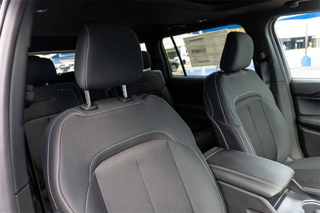 New Car 2025 Jeep Grand Cherokee L  Laredo For Sale Under $40,000 In San Marcos, Texas