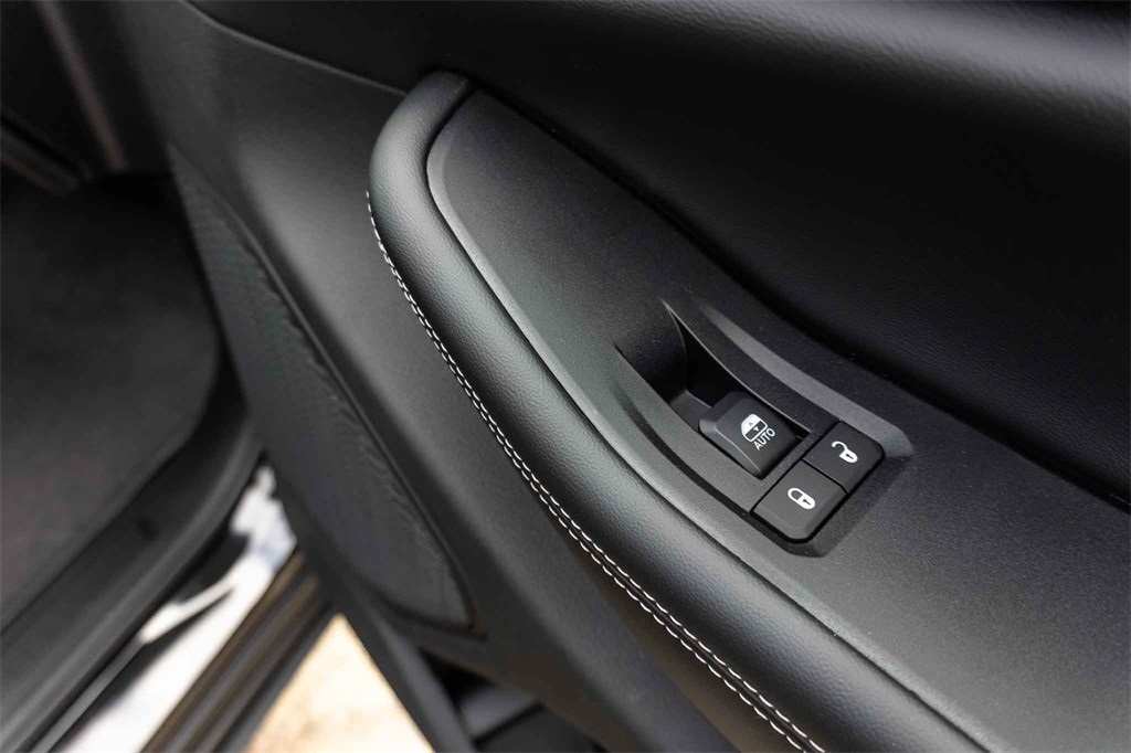 New Car 2025 Jeep Grand Cherokee L  Laredo For Sale Under $40,000 In San Marcos, Texas