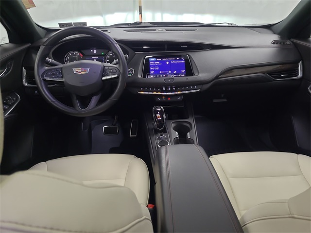 2020 – Cadillac – XT4