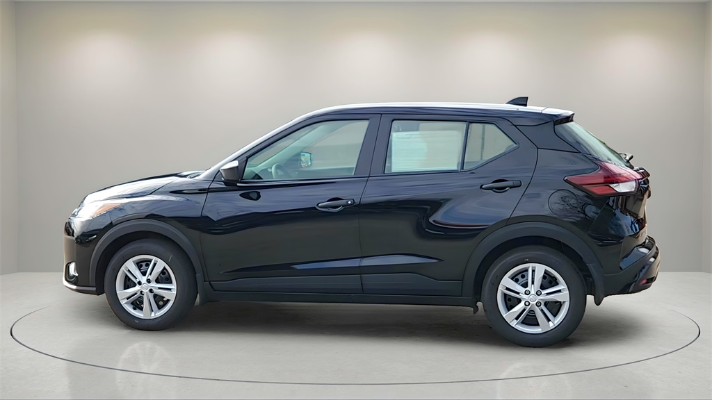 2025 Nissan Kicks Play