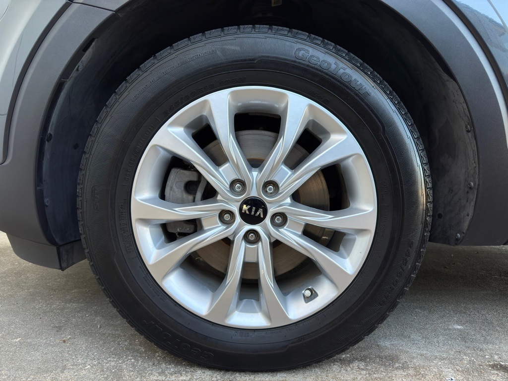 2021 Kia Telluride LX Gray at Shottenkirk Kia Fort Bend