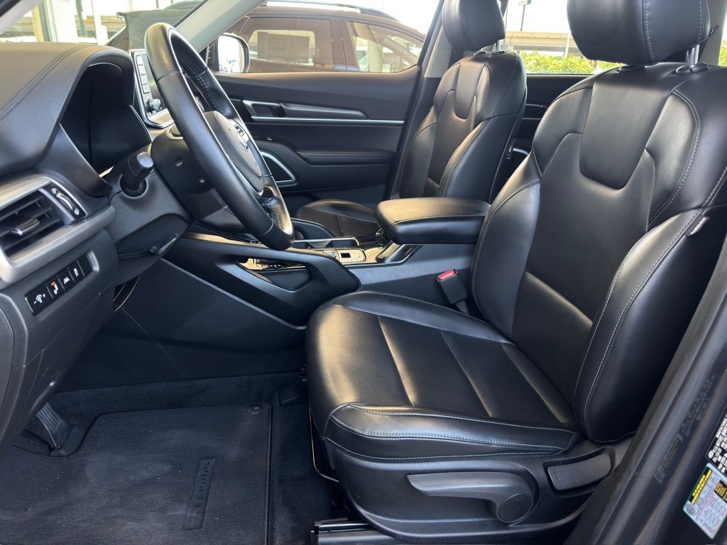 2021 Kia Telluride LX Gray at Shottenkirk Kia Fort Bend