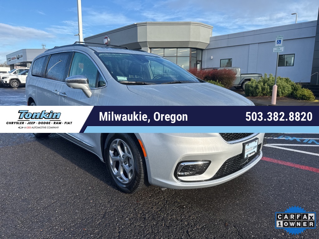 2022 Chrysler Pacifica Limited AWD