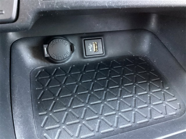 Used Car 2023 Toyota Rav4 Hybrid  Xle Premium For Sale Under $35,000 In San Antonio, Texas