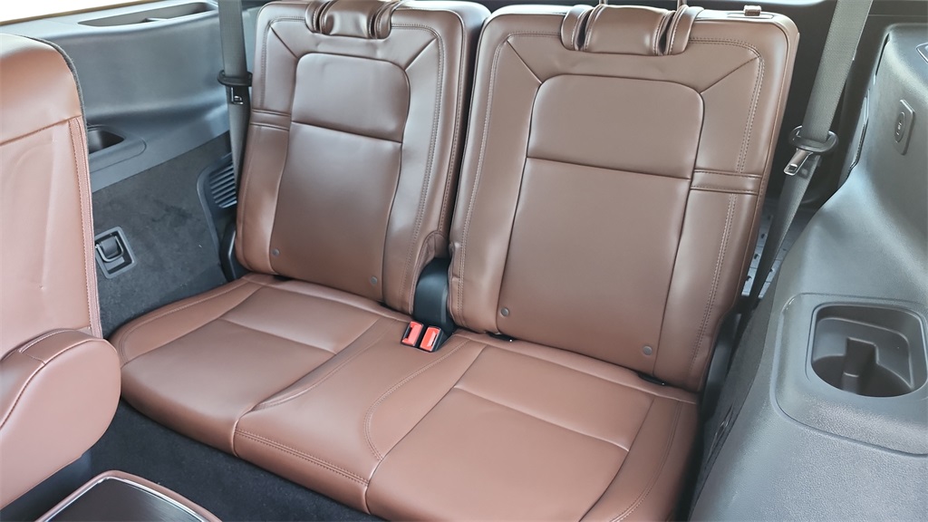 2025 Lincoln Aviator