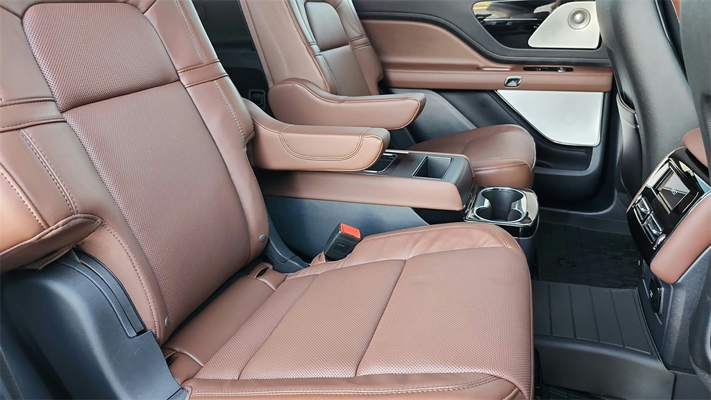 2025 Lincoln Aviator