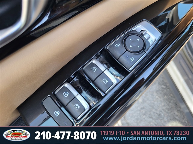 Used Car 2023 Kia Carnival  Ex For Sale Under $30,000 In San Antonio, Texas