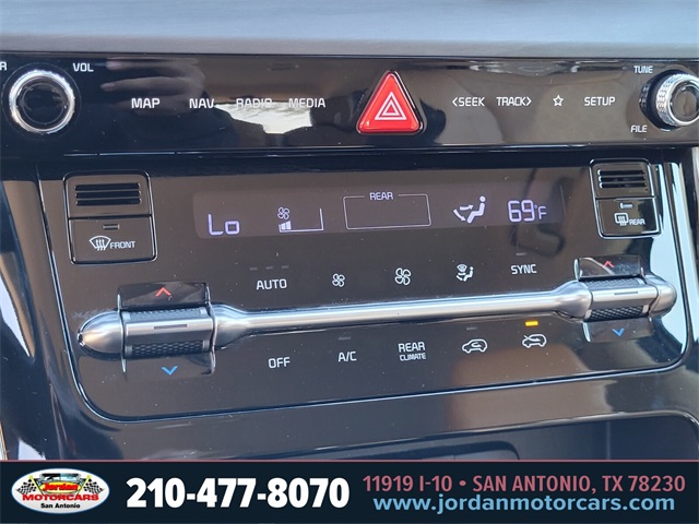 Used Car 2023 Kia Carnival  Ex For Sale Under $30,000 In San Antonio, Texas