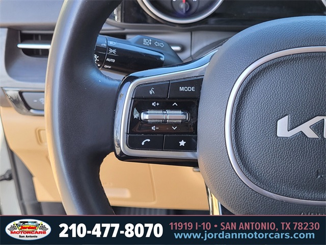 Used Car 2023 Kia Carnival  Ex For Sale Under $30,000 In San Antonio, Texas