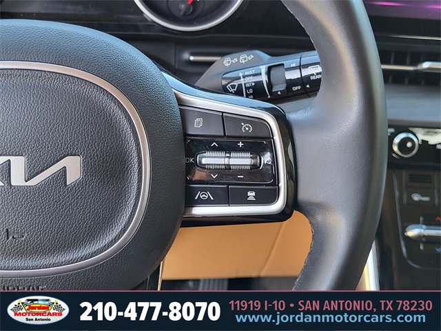 Used Car 2023 Kia Carnival  Ex For Sale Under $30,000 In San Antonio, Texas