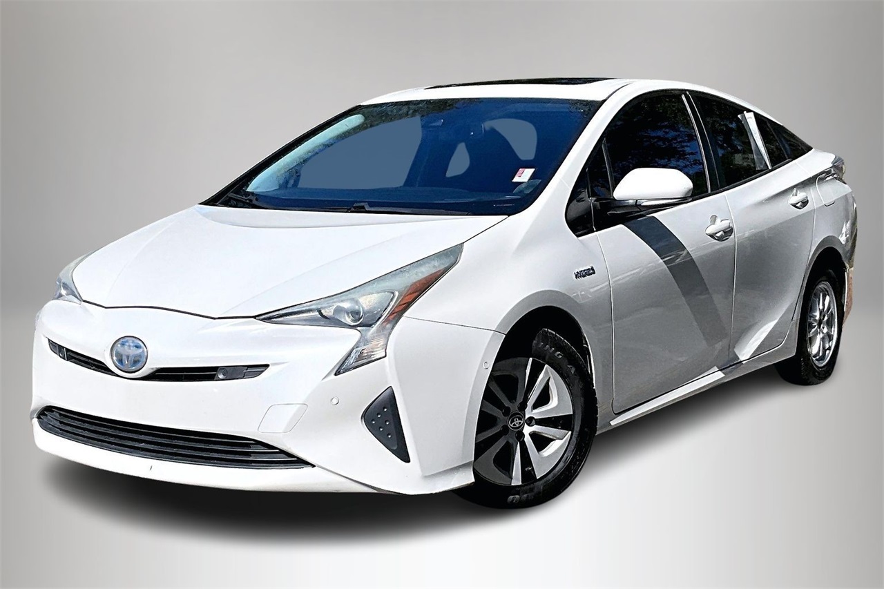 2016 Toyota Prius Four FWD