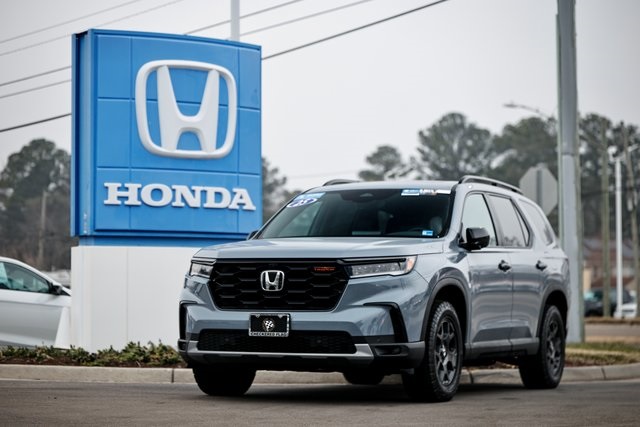 2025 Honda Pilot TrailSport AWD