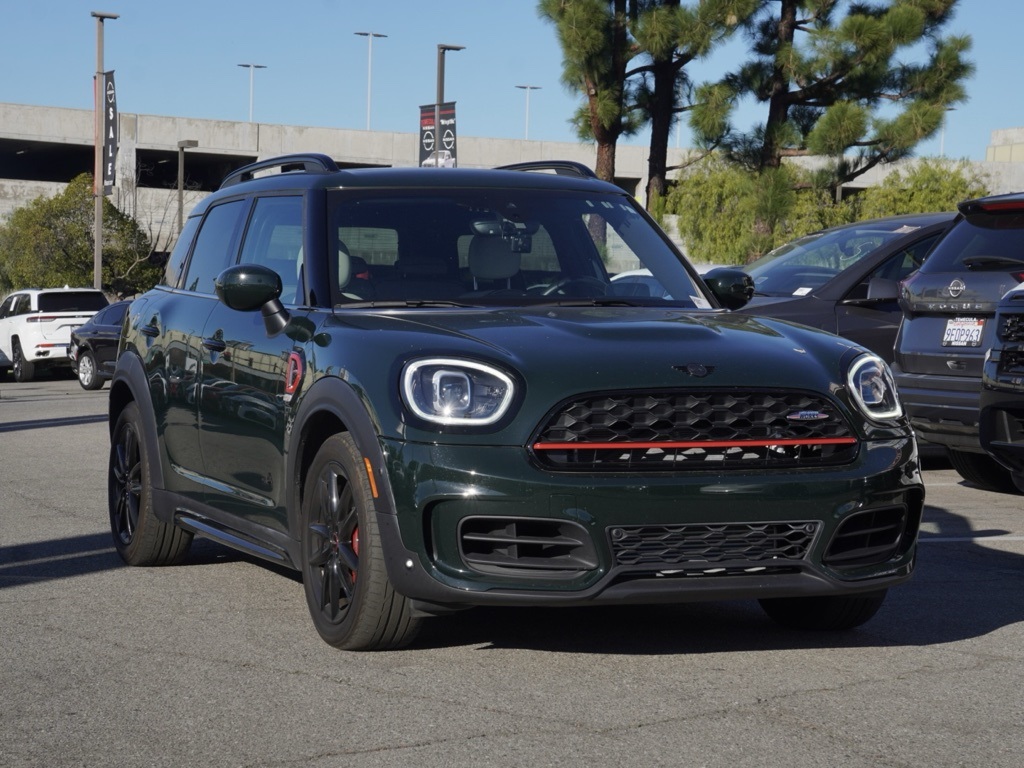 2024 MINI John Cooper Works Countryman Iconic