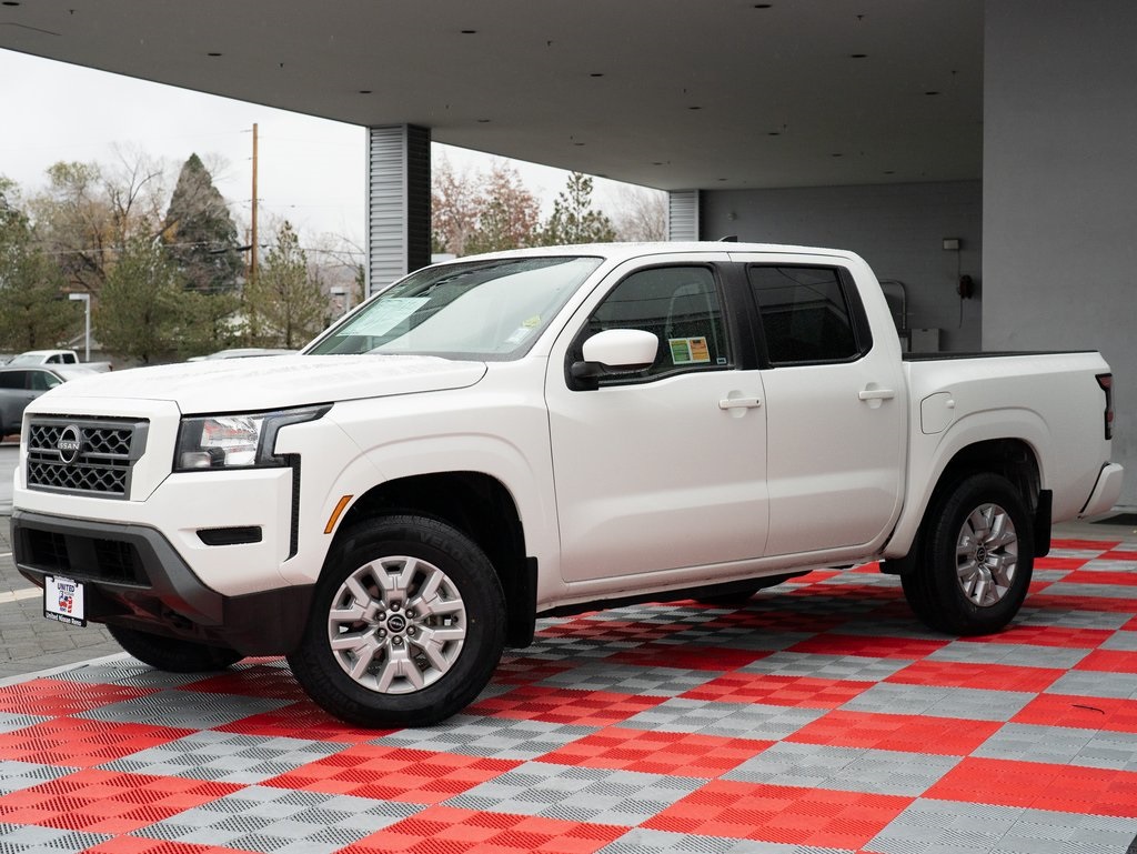 2022 Nissan Frontier SV Crew Cab 4WD