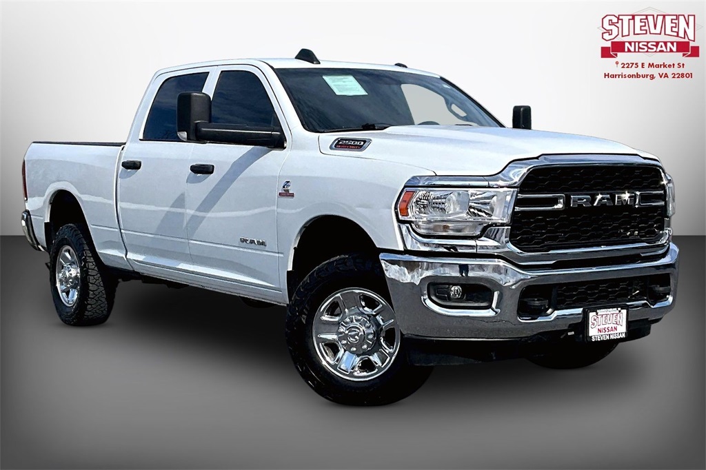 2022 RAM 2500 Tradesman Crew Cab 4WD