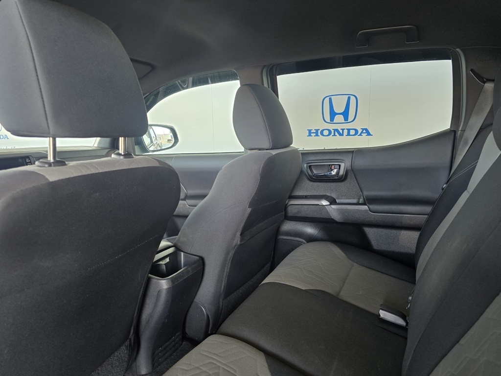 Thumbnail: 2021 Toyota Tacoma - 14