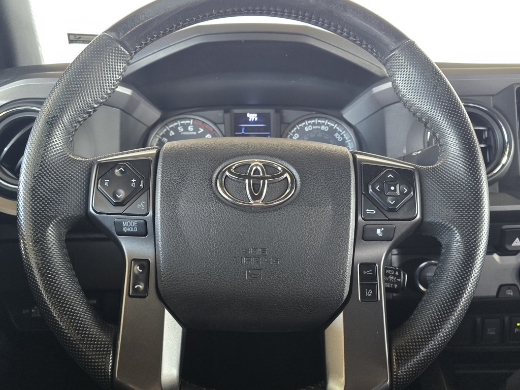 Thumbnail: 2021 Toyota Tacoma - 20