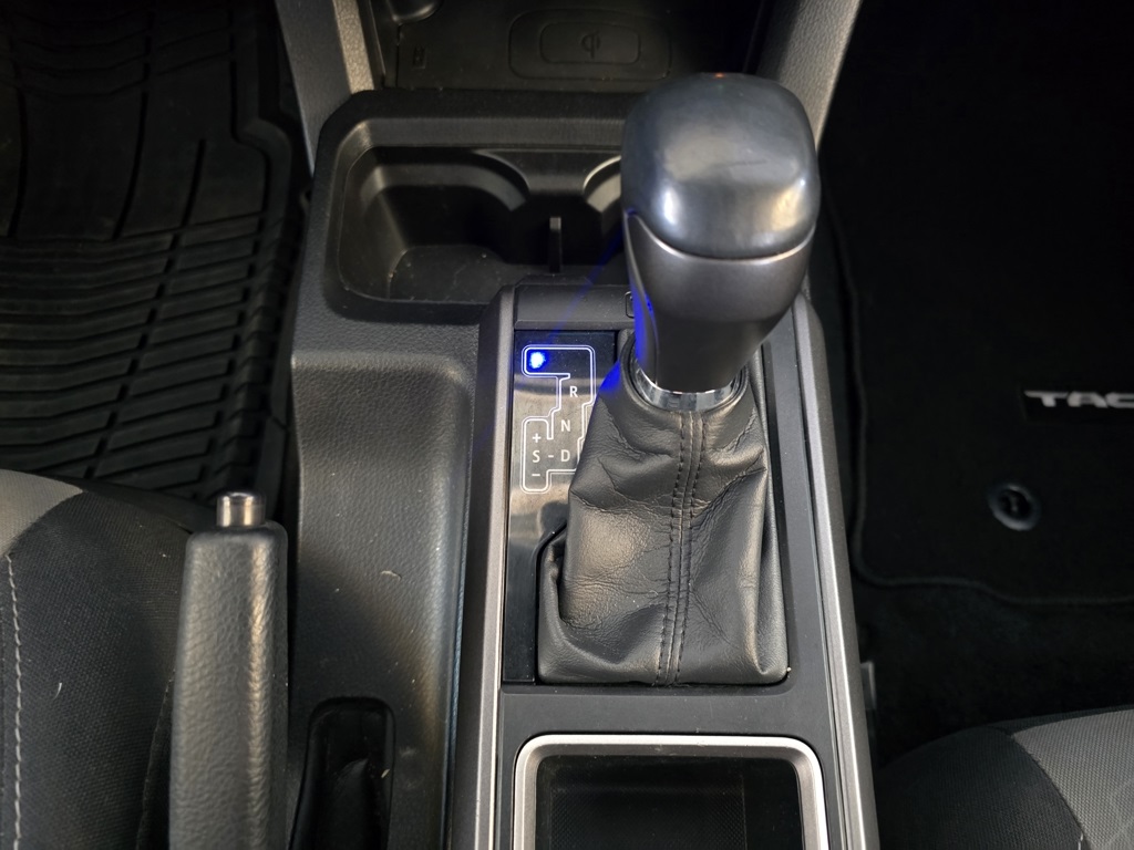 Thumbnail: 2021 Toyota Tacoma - 30