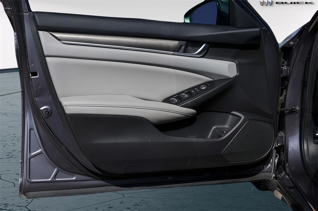 Used Car 2019 Honda Accord  For Sale Under $20,000 In Austin, Texas