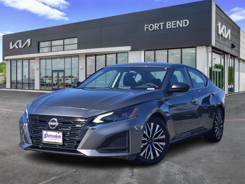 2024 Nissan Altima 2.5 SV Gray at Durrett Motor Company