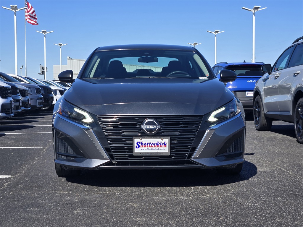 2024 Nissan Altima 2.5 SV Gray at Durrett Motor Company