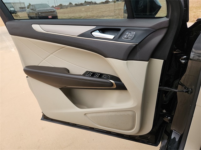 Used Car 2018 Lincoln Mkc  Premiere For Sale Under $20,000 In Plainview, Texas