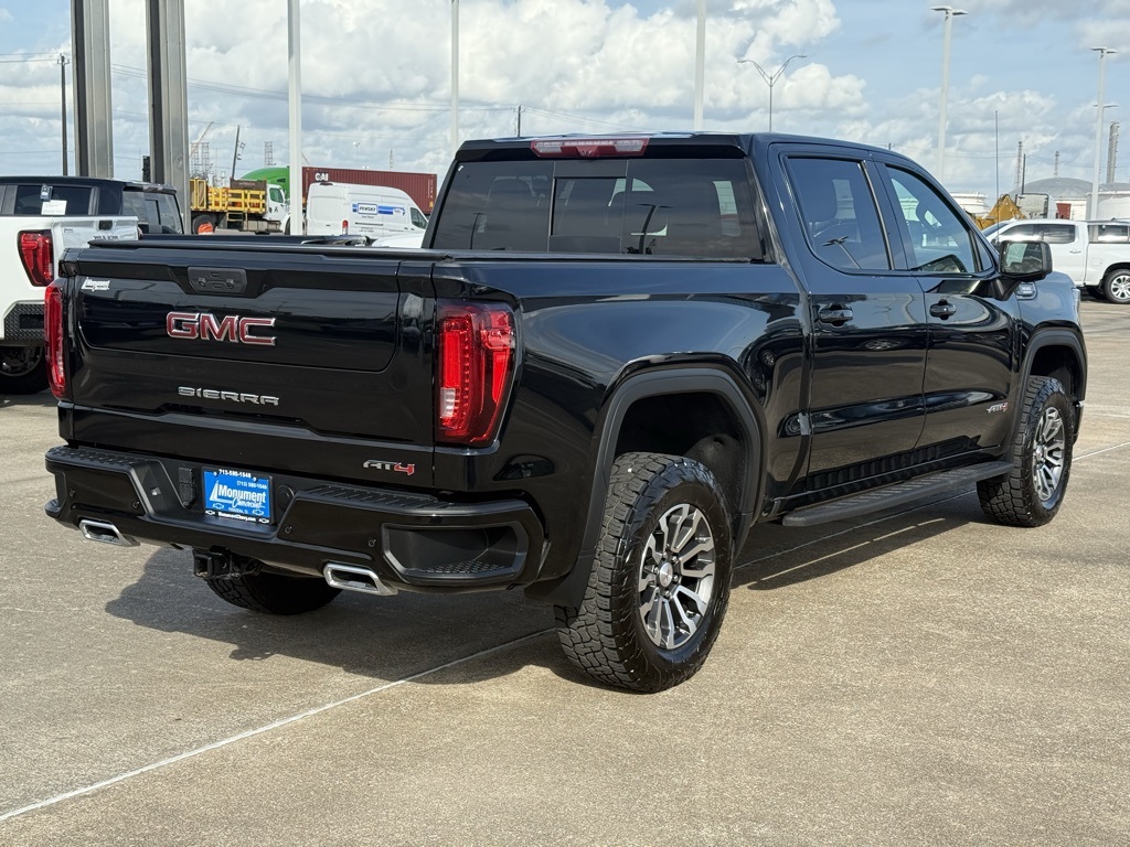 2023 GMC Sierra 1500 AT4 - 9