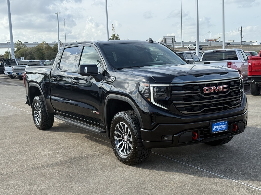 2023 GMC Sierra 1500 AT4 - 4