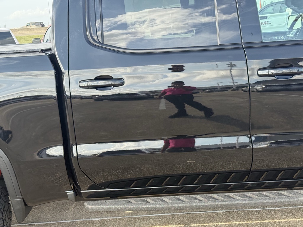 2023 GMC Sierra 1500 AT4 - 8