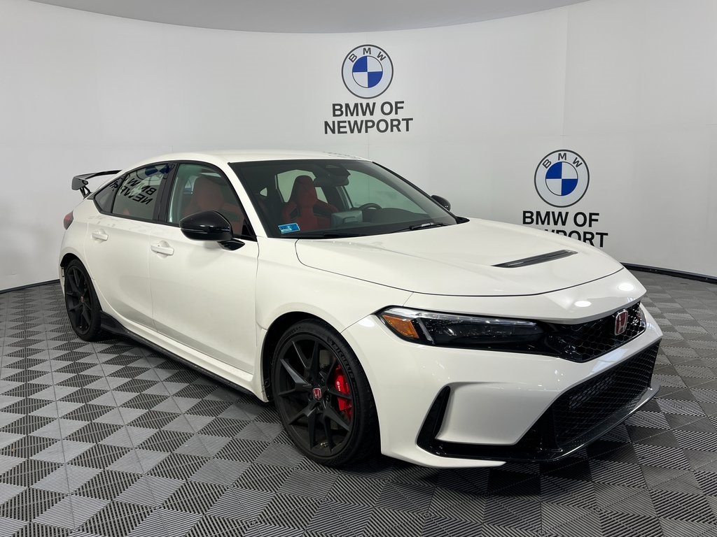 2025 Honda Civic Hatchback Type-R's photo