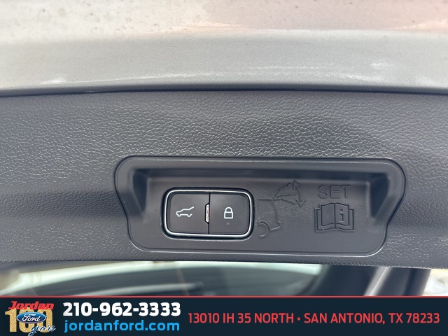 Used Car 2024 Ford Explorer  Xlt For Sale Under $35,000 In San Antonio, Texas