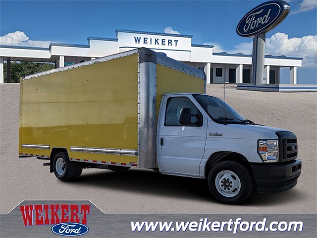 2023 Ford E-Series Chassis E-350 SD Cutaway SB RWD