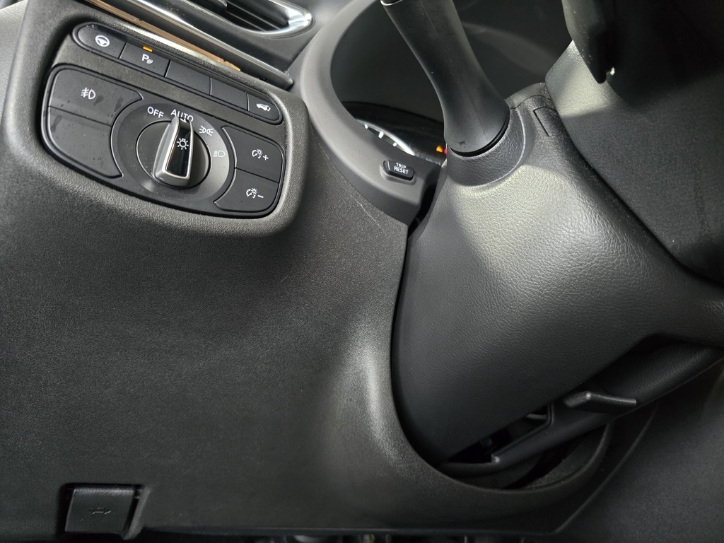 Thumbnail: 2023 INFINITI QX50 - 14