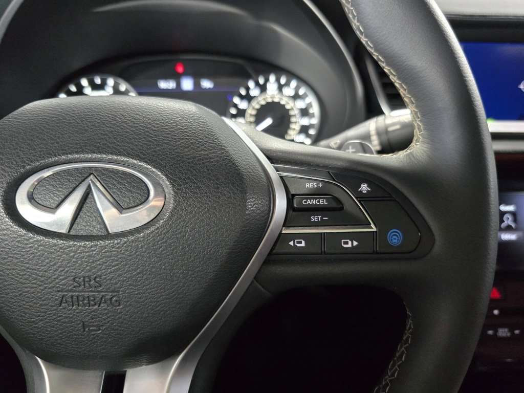 Thumbnail: 2023 INFINITI QX50 - 17