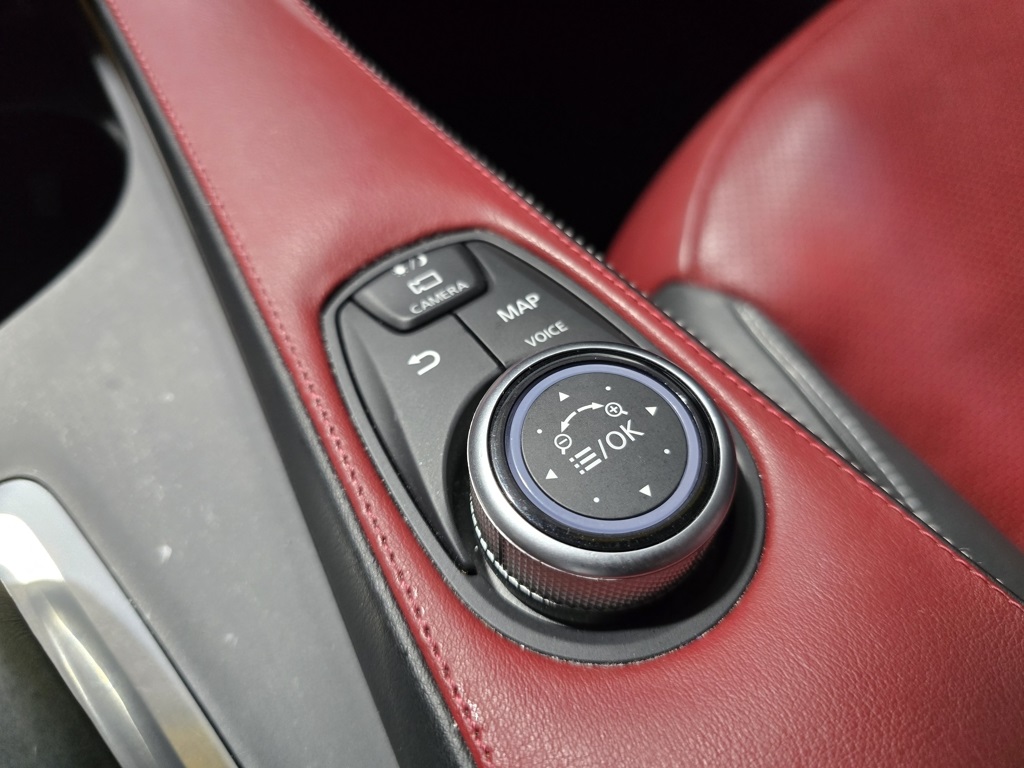 Thumbnail: 2023 INFINITI QX50 - 25