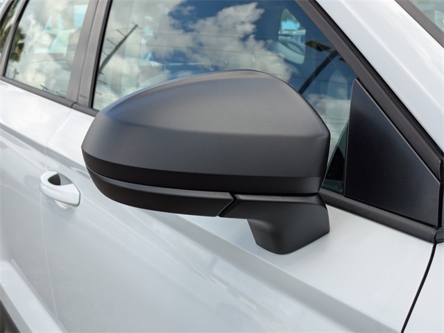 2025 Volkswagen Taos 1.5T S - 11