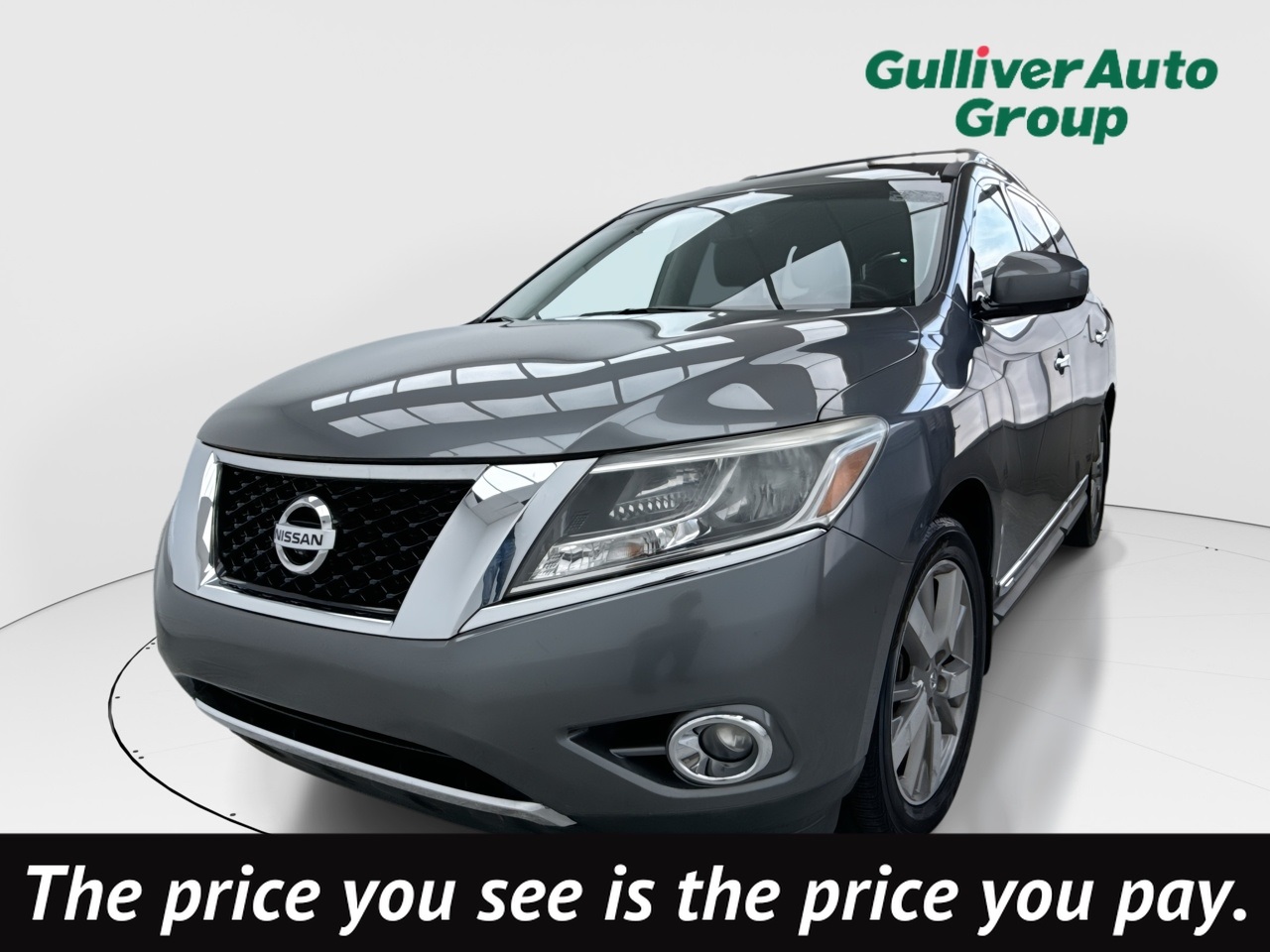 2016 Nissan Pathfinder Platinum's photo