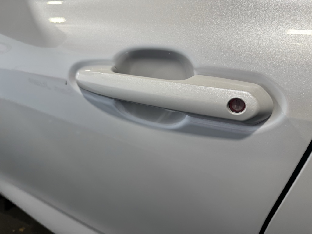 Thumbnail: 2026 Toyota Highlander - 16