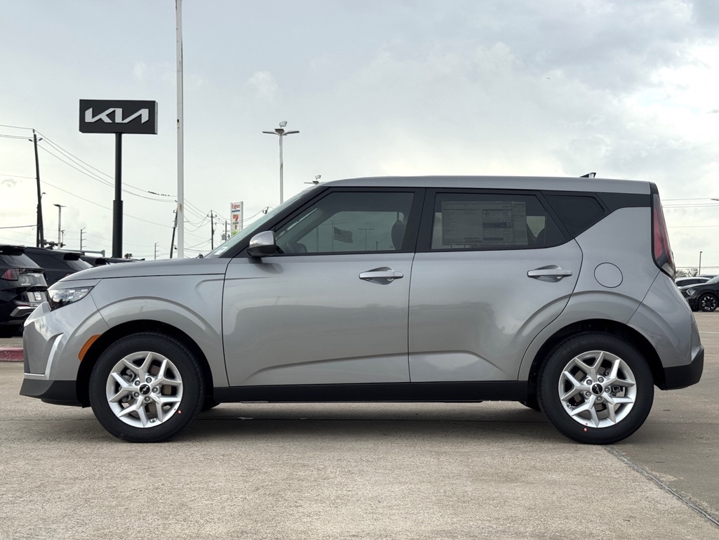 2025 Kia Soul LX Gray at Shottenkirk Kia Fort Bend